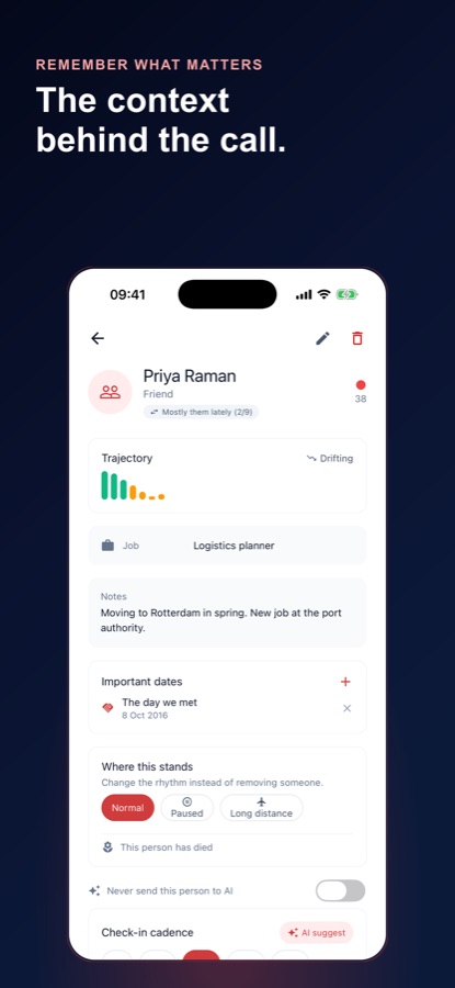 Kontaktkarte von Keep in Touch für einen Freund mit Verlaufskurve, Beruf, Notizen, einem wichtigen Datum sowie Optionen zum Pausieren und für Fernfreundschaften